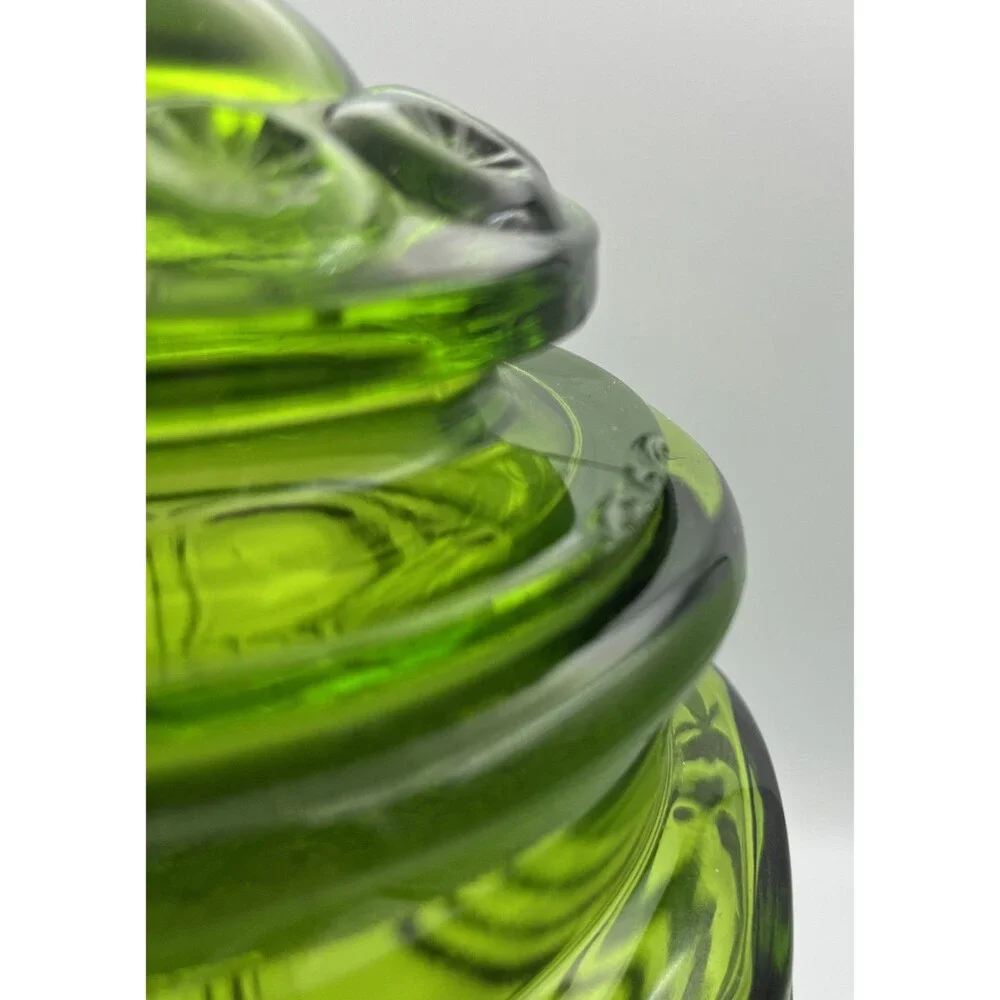 Vintage L.E. Smith Moon and Stars Green Glass Canister 12 x 6.5 inch